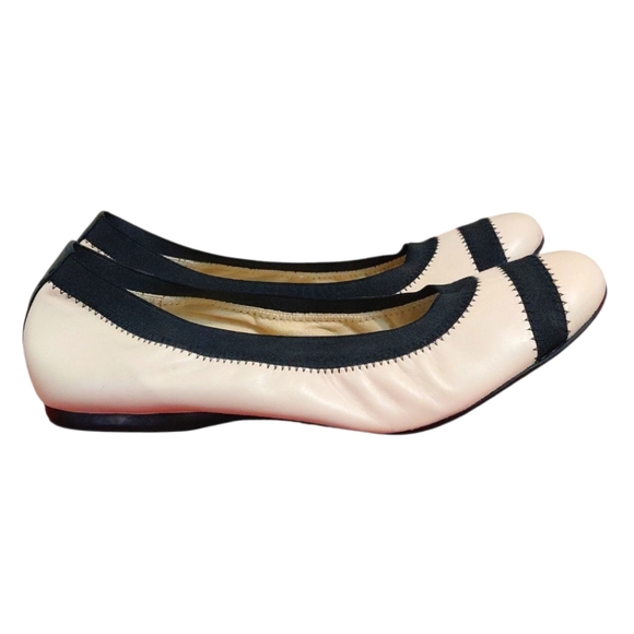 Stuart Weitzman Giveable Nappa Leather Ballet Flat Cream And Black Loafer Sz 8.5 - Picture 8 of 11